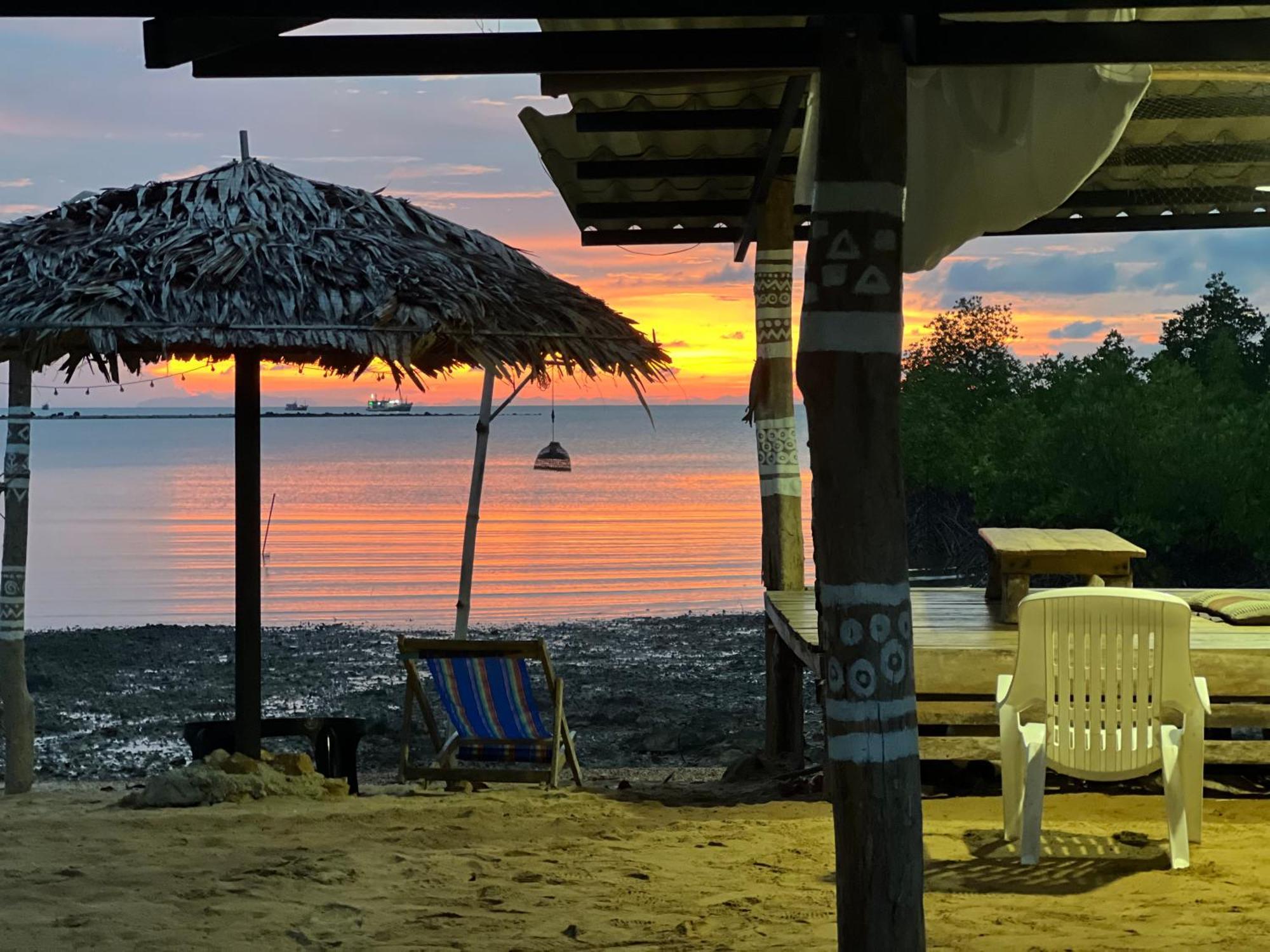 Baan Plai Laem Homestay Koh Phaluai المظهر الخارجي الصورة